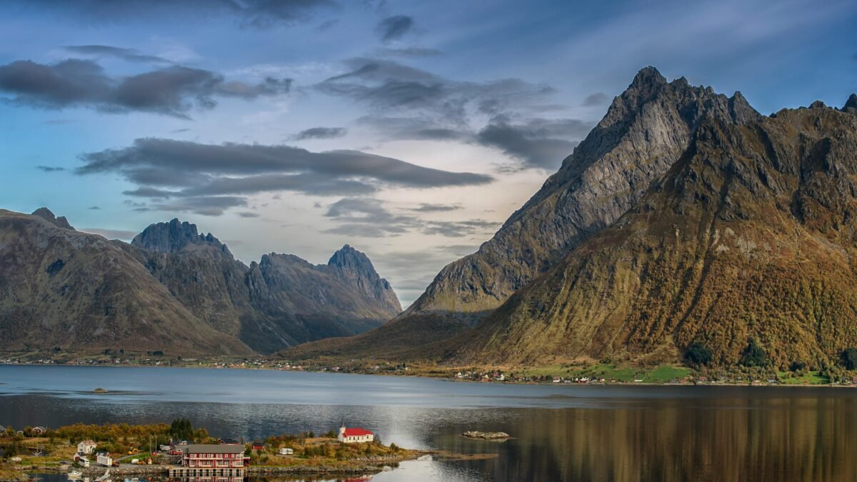 Les îles Lofoten : voyage au bout du monde arctique